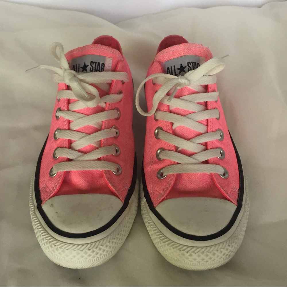 Pink Low Top Converse Shoes